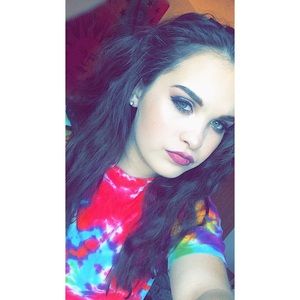 Meet your Posher, Meagan